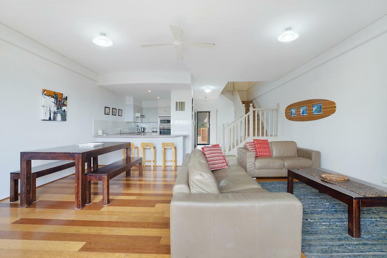 Newcastle Short Stay Accommodation - Sandbar Newcastle Beach Exterior foto