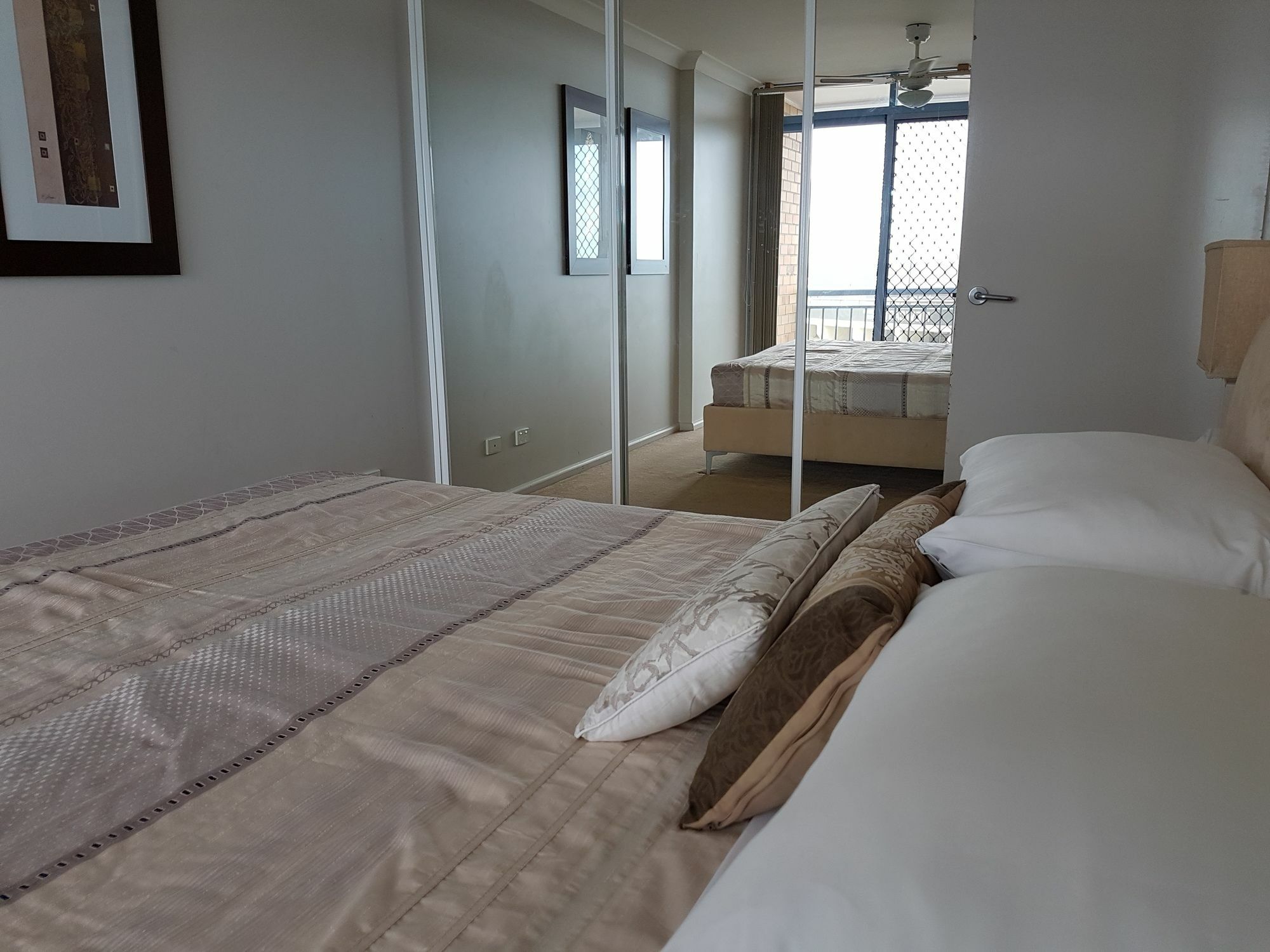 Newcastle Short Stay Accommodation - Sandbar Newcastle Beach Exterior foto