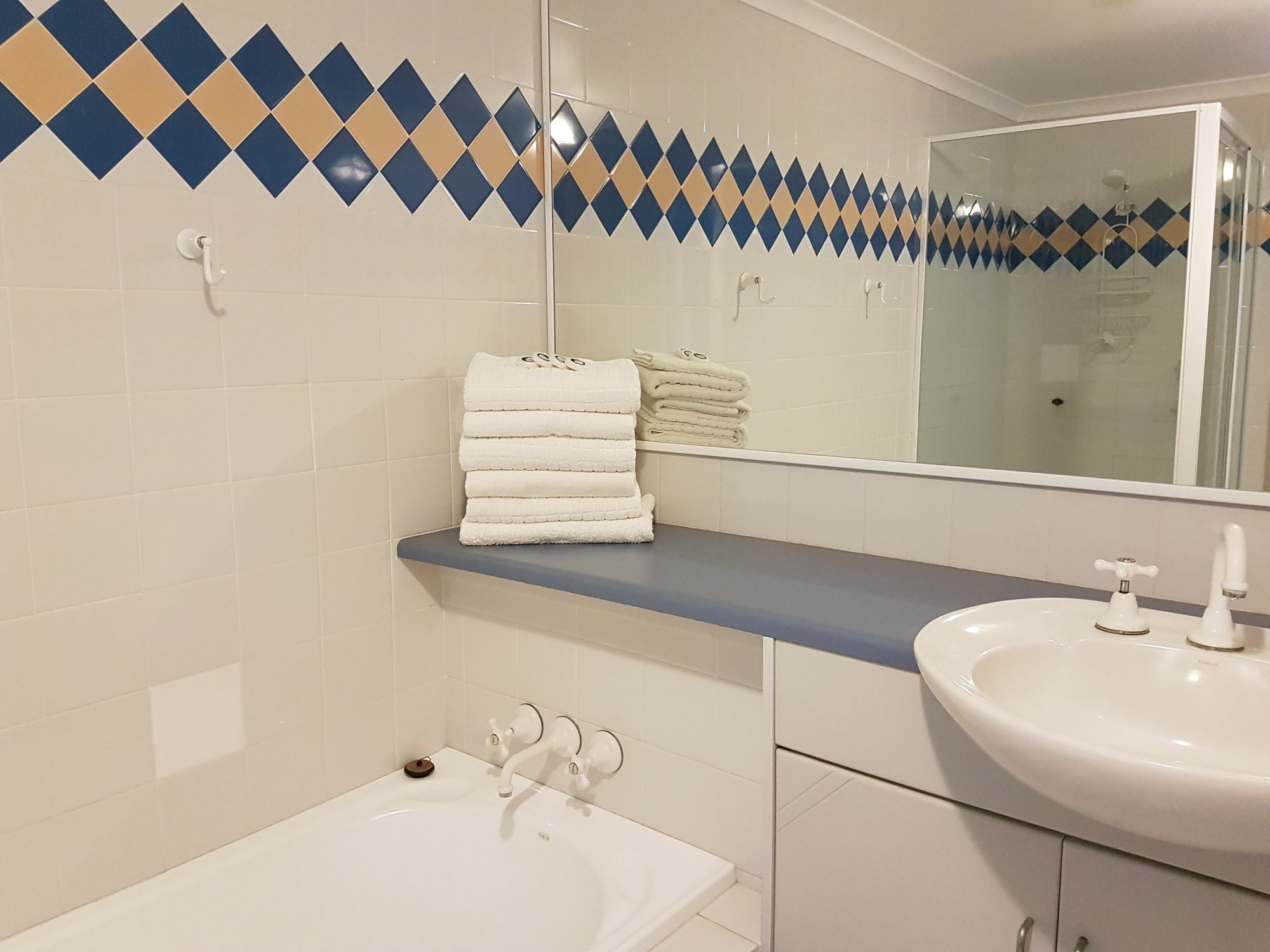 Newcastle Short Stay Accommodation - Sandbar Newcastle Beach Exterior foto